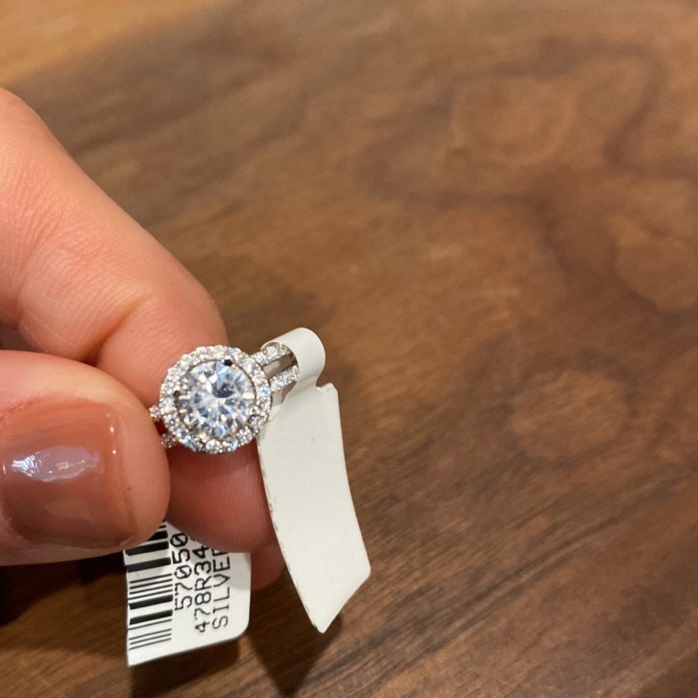 Engagement ring size 7 new with tags